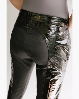 PANTALÓN CUERO GIGI HADID X TOMMY HILFIGER