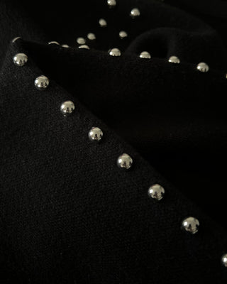 SWEATER APLICACIONES FRAN LARRAIN X BASEMENT