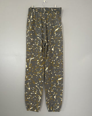 BUZO JOGGER ESTAMPADO MILITAR