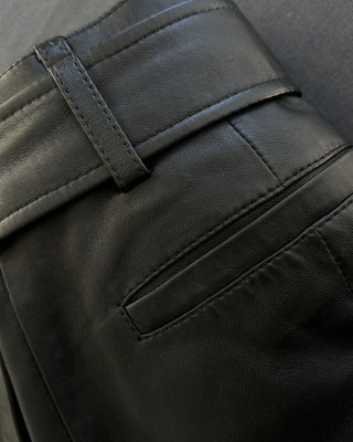 PANTALON CUERO TIRO ALTO NEGRO LAZO