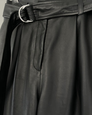 PANTALON CUERO TIRO ALTO NEGRO LAZO